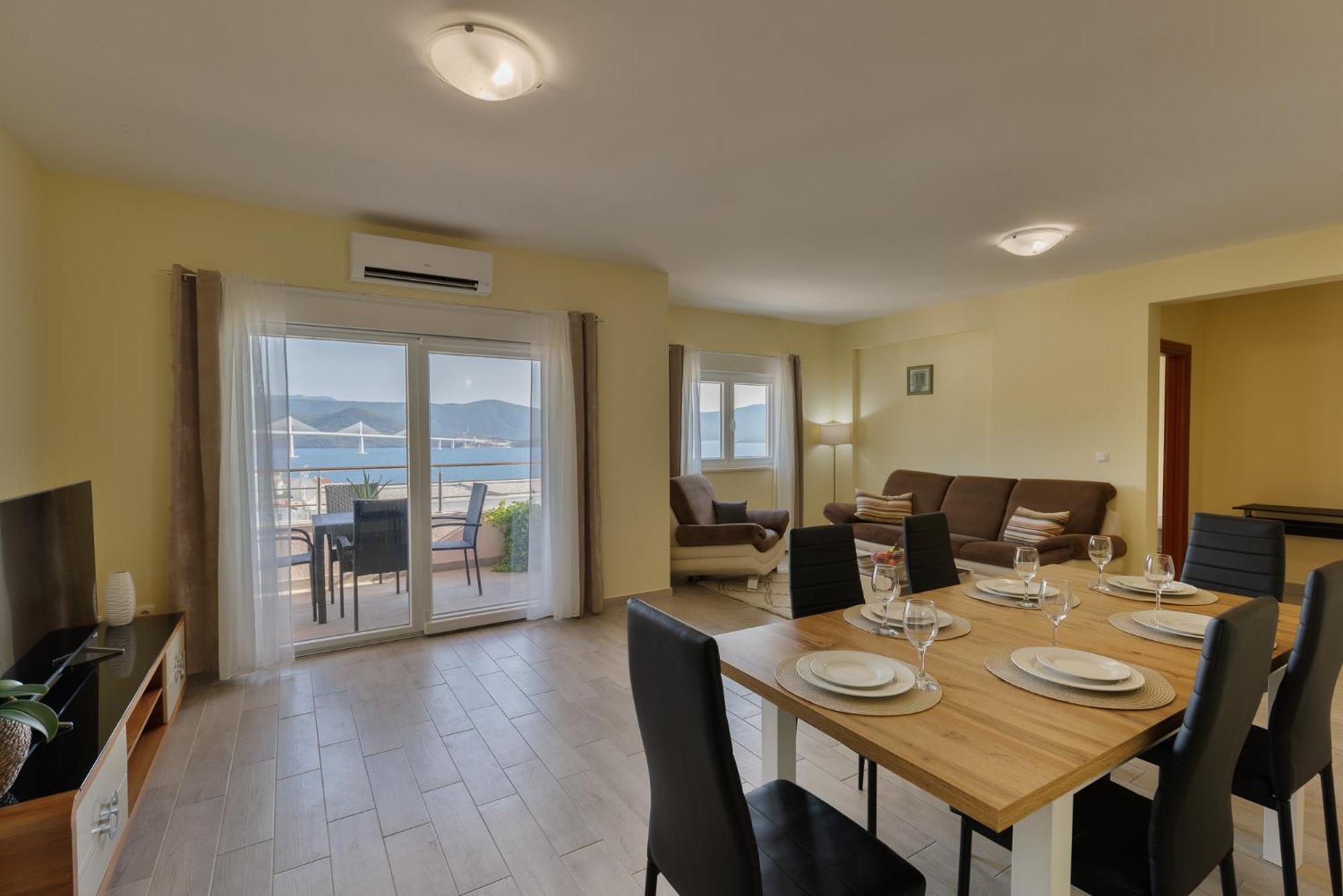 Apartman Maja Комарна Екстер'єр фото